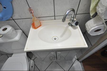 Casa à venda com 110m², 2 quartos e 1 vagaLavabo