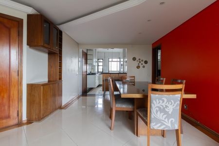 Apartamento à venda com 117m², 3 quartos e 2 vagasSala