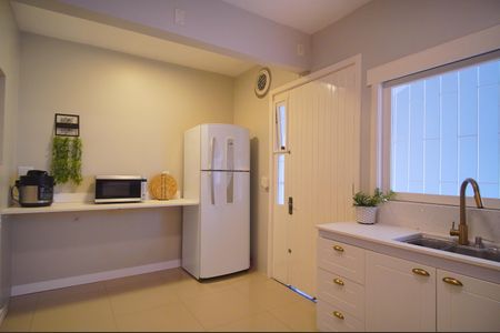 Casa à venda com 388m², 4 quartos e 4 vagasDetalhe da cozinha