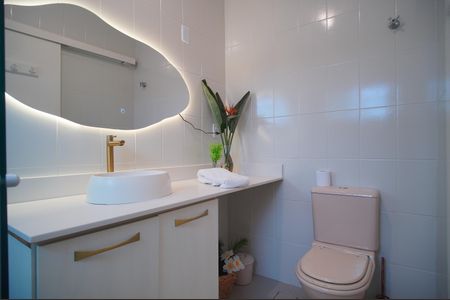 Casa à venda com 388m², 4 quartos e 4 vagasBanheiro da Suíte