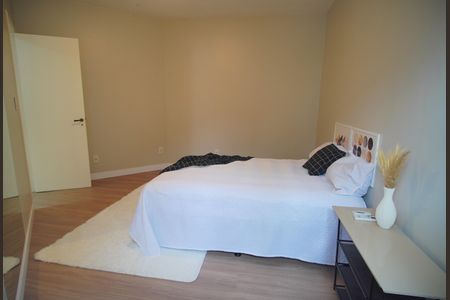 Casa à venda com 388m², 4 quartos e 4 vagasQuarto 1