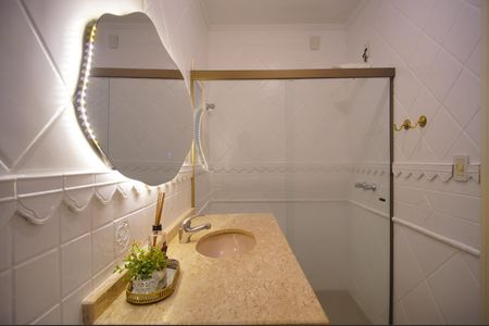 Casa à venda com 388m², 4 quartos e 4 vagasBanheiro