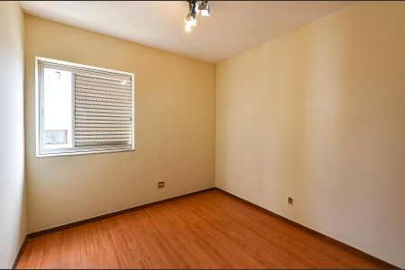 Apartamento à venda com 200m², 4 quartos e 2 vagas Apartamento à venda com 200m², 4 quartos e 2 vagasQuarto 3