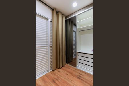 Casa para alugar com 200m², 3 quartos e 1 vagaCloset da suíte