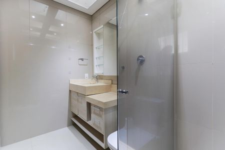 Casa para alugar com 200m², 3 quartos e 1 vagaBanheiro da suíte