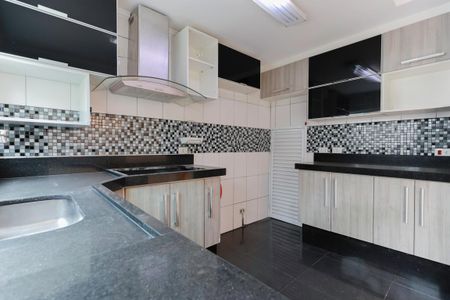 Casa para alugar com 200m², 3 quartos e 1 vaga Casa para alugar com 200m², 3 quartos e 1 vagaCozinha