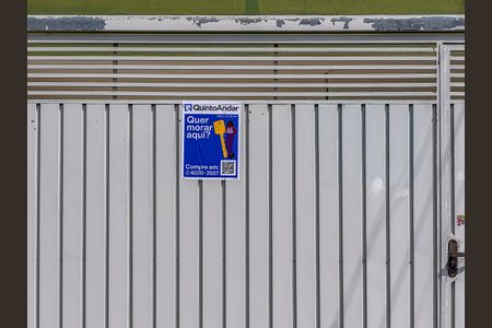 Casa à venda com 150m², 2 quartos e 5 vagas Casa à venda com 150m², 2 quartos e 5 vagasPlaca Instalada na Fachada