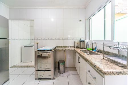 Casa à venda com 150m², 2 quartos e 5 vagas Casa à venda com 150m², 2 quartos e 5 vagasCozinha