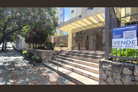 Apartamento à venda com 87m², 3 quartos e 3 vagasFachada + Plaquinha