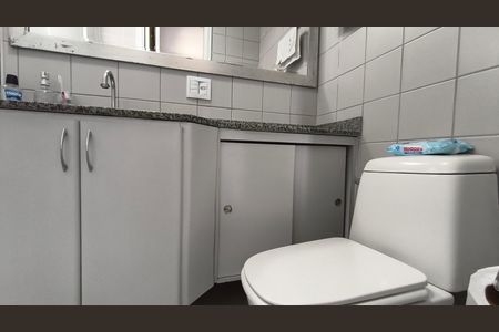 Apartamento à venda com 87m², 3 quartos e 3 vagasBanheiro da Suíte