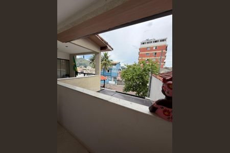 Casa à venda com 123m², 3 quartos e 2 vagasSacada