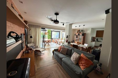 Casa à venda com 123m², 3 quartos e 2 vagasSala