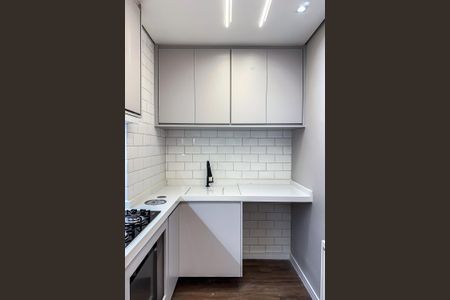 Apartamento à venda com 37m², 2 quartos e sem vagaCozinha e Área de Serviço