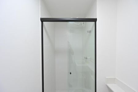 Apartamento à venda com 30m², 1 quarto e sem vaga Apartamento à venda com 30m², 1 quarto e sem vagaBanheiro Social