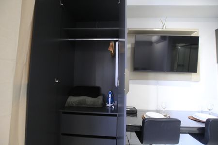 Apartamento à venda com 21m², 1 quarto e sem vagaguarda roupas
