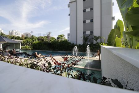 Apartamento à venda com 42m², 2 quartos e sem vagaÁrea comum - Piscina