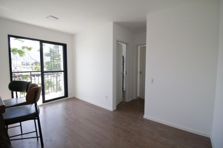 Sala de apartamento à venda com 2 quartos, 42m² em Barra Olímpica, Rio de Janeiro