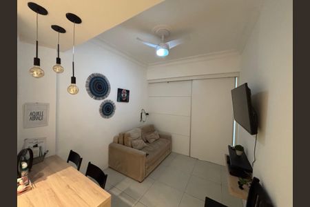 Sala de apartamento para alugar com 1 quarto, 35m² em Copacabana, Rio de Janeiro