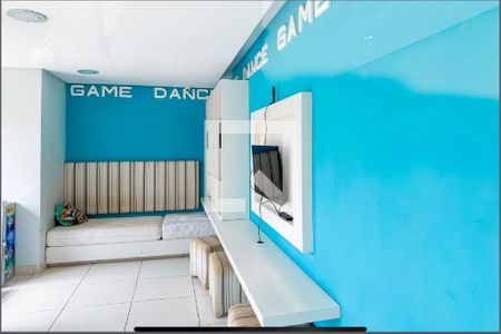 Apartamento à venda com 46m², 2 quartos e 1 vaga Apartamento à venda com 46m², 2 quartos e 1 vagaSalão de Jogos