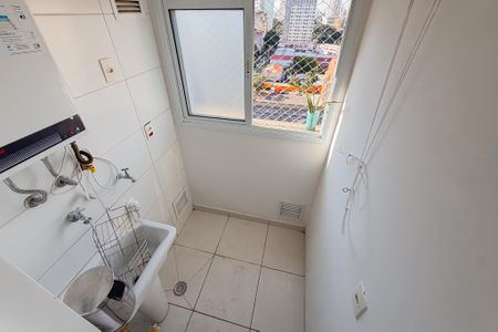 Apartamento à venda com 46m², 2 quartos e 1 vaga Apartamento à venda com 46m², 2 quartos e 1 vagaÁrea de Serviço