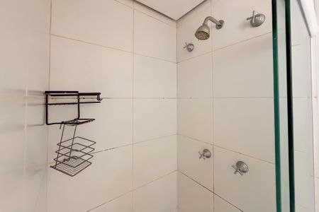 Apartamento à venda com 46m², 2 quartos e 1 vaga Apartamento à venda com 46m², 2 quartos e 1 vagaBanheiro Social