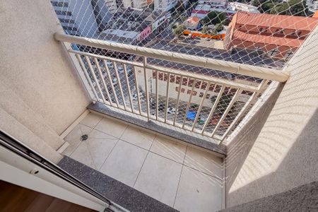 Apartamento à venda com 46m², 2 quartos e 1 vaga Apartamento à venda com 46m², 2 quartos e 1 vagaVaranda