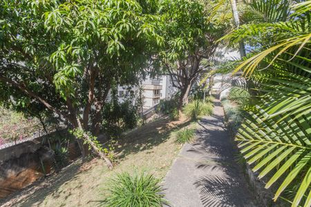 Apartamento para alugar com 59m², 2 quartos e 1 vagaÁrea comum - Área Verde