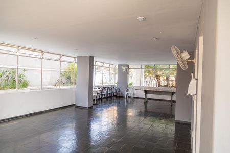 Apartamento para alugar com 59m², 2 quartos e 1 vagaÁrea comum - Salão de festas