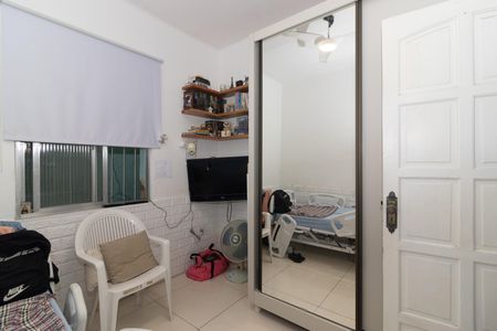 Quarto 1 de casa à venda com 2 quartos, 70m² em Realengo, Rio de Janeiro