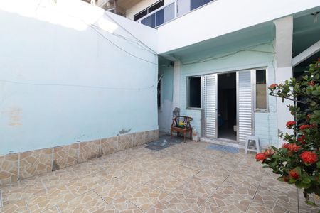 Casa à venda com 70m², 2 quartos e sem vagaQuintal