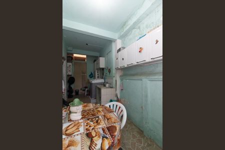 Casa à venda com 70m², 2 quartos e sem vagaÁrea de Serviço