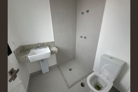 Apartamento à venda com 87m², 2 quartos e 2 vagasBanheiro da Suíte 1