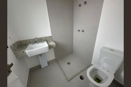 Apartamento à venda com 87m², 2 quartos e 2 vagasBanheiro da Suíte 1