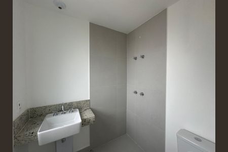 Apartamento à venda com 87m², 2 quartos e 2 vagasBanheiro da Suíte 1