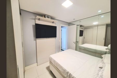 Apartamento para alugar com 70m², 3 quartos e 2 vagasQuarto
