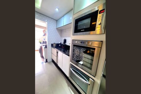 Apartamento para alugar com 70m², 3 quartos e 2 vagasCozinha