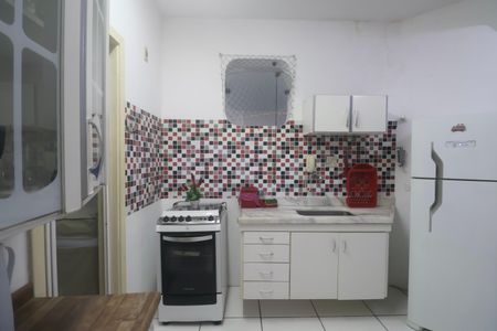 Apartamento para alugar com 85m², 2 quartos e 2 vagas Apartamento para alugar com 85m², 2 quartos e 2 vagasCozinha
