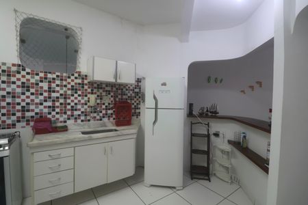 Apartamento para alugar com 85m², 2 quartos e 2 vagas Apartamento para alugar com 85m², 2 quartos e 2 vagasCozinha