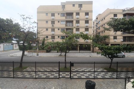 Apartamento para alugar com 85m², 2 quartos e 2 vagas Apartamento para alugar com 85m², 2 quartos e 2 vagasFachada