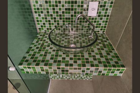 Apartamento à venda com 57m², 2 quartos e 1 vagaBanheiro Social