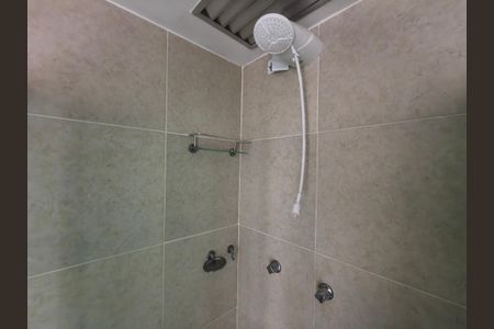 Apartamento à venda com 57m², 2 quartos e 1 vagaBanheiro Social