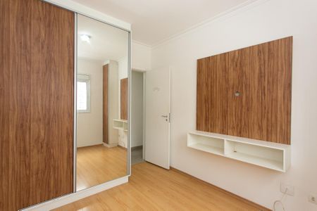 Apartamento à venda com 110m², 4 quartos e 3 vagasQuarto 2