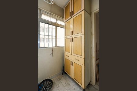 Apartamento à venda com 73m², 3 quartos e 1 vaga Apartamento à venda com 73m², 3 quartos e 1 vagaÁrea de Serviço