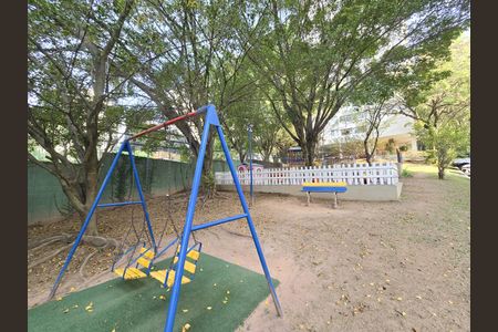 Apartamento à venda com 73m², 3 quartos e 1 vaga Apartamento à venda com 73m², 3 quartos e 1 vagaÁrea comum - Playground
