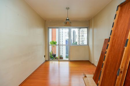 Apartamento à venda com 73m², 3 quartos e 1 vaga Apartamento à venda com 73m², 3 quartos e 1 vagaSala