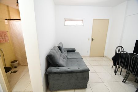 Sala de apartamento à venda com 1 quarto, 40m² em Vila Itapura, Campinas