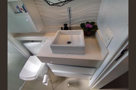 Apartamento à venda com 64m², 2 quartos e 1 vaga Apartamento à venda com 64m², 2 quartos e 1 vagaBanheiro - torneira