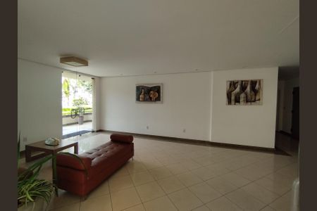Apartamento à venda com 64m², 2 quartos e 1 vaga Apartamento à venda com 64m², 2 quartos e 1 vagaHall de entrada