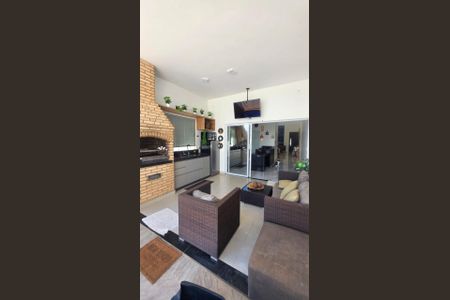 Casa de condomínio para alugar com 160m², 3 quartos e 4 vagas Casa de condomínio para alugar com 160m², 3 quartos e 4 vagasChurrasqueira