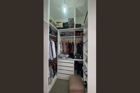 Casa de condomínio para alugar com 160m², 3 quartos e 4 vagas Casa de condomínio para alugar com 160m², 3 quartos e 4 vagasQuarto